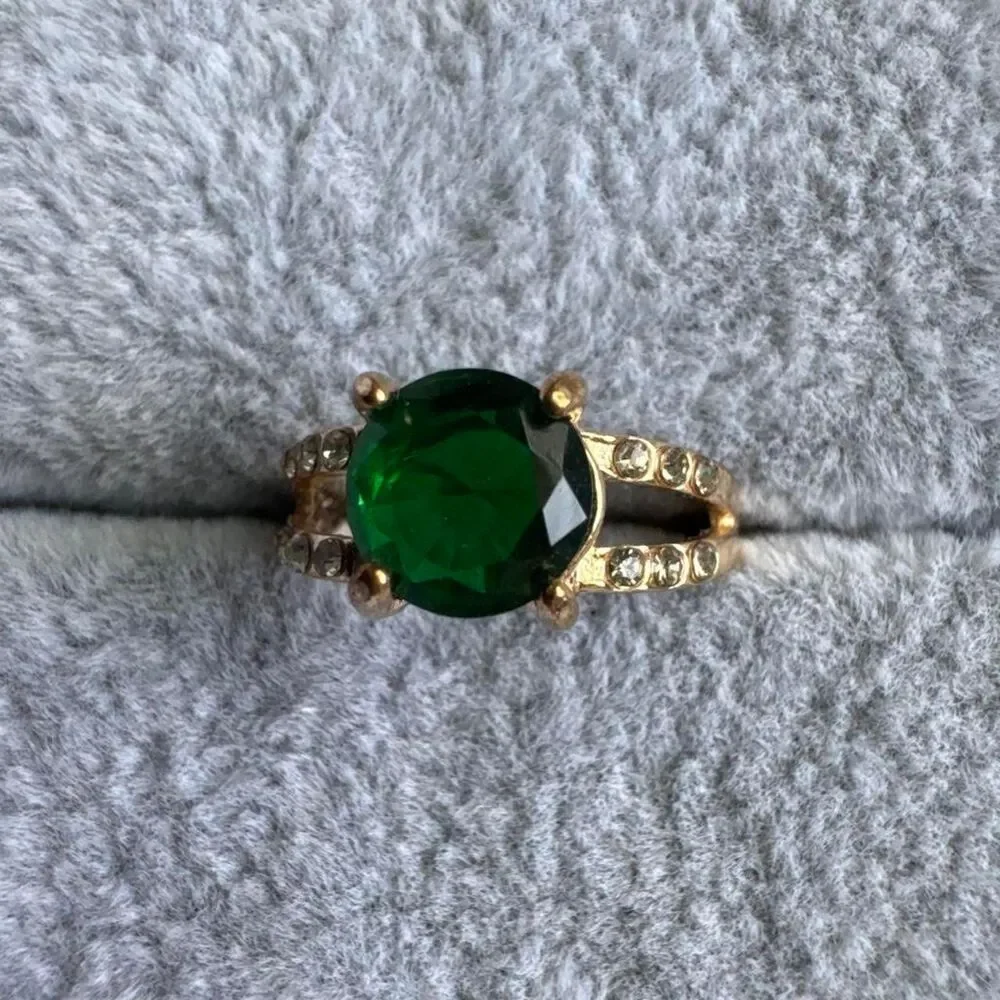 Unbranded Women's Green and Gold Jewellery